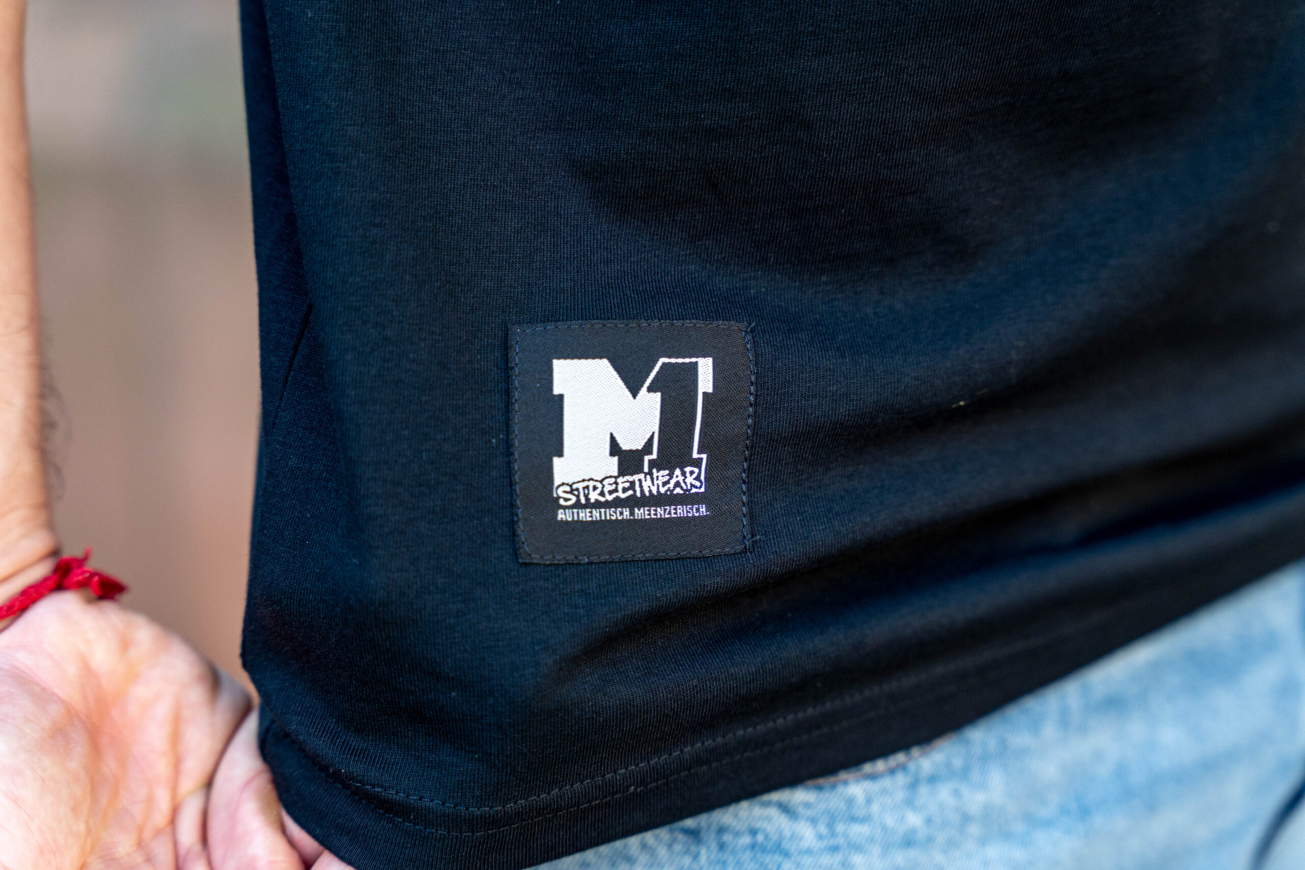 "Weck, Worscht un' Woi" - T-Shirt schwarz – Bild 3